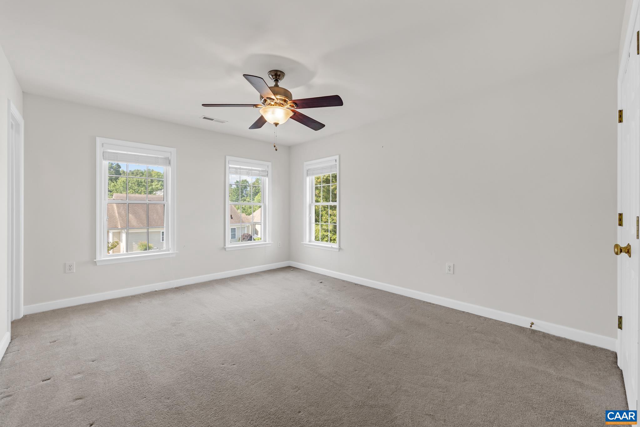 SPRING CREEK - Residential