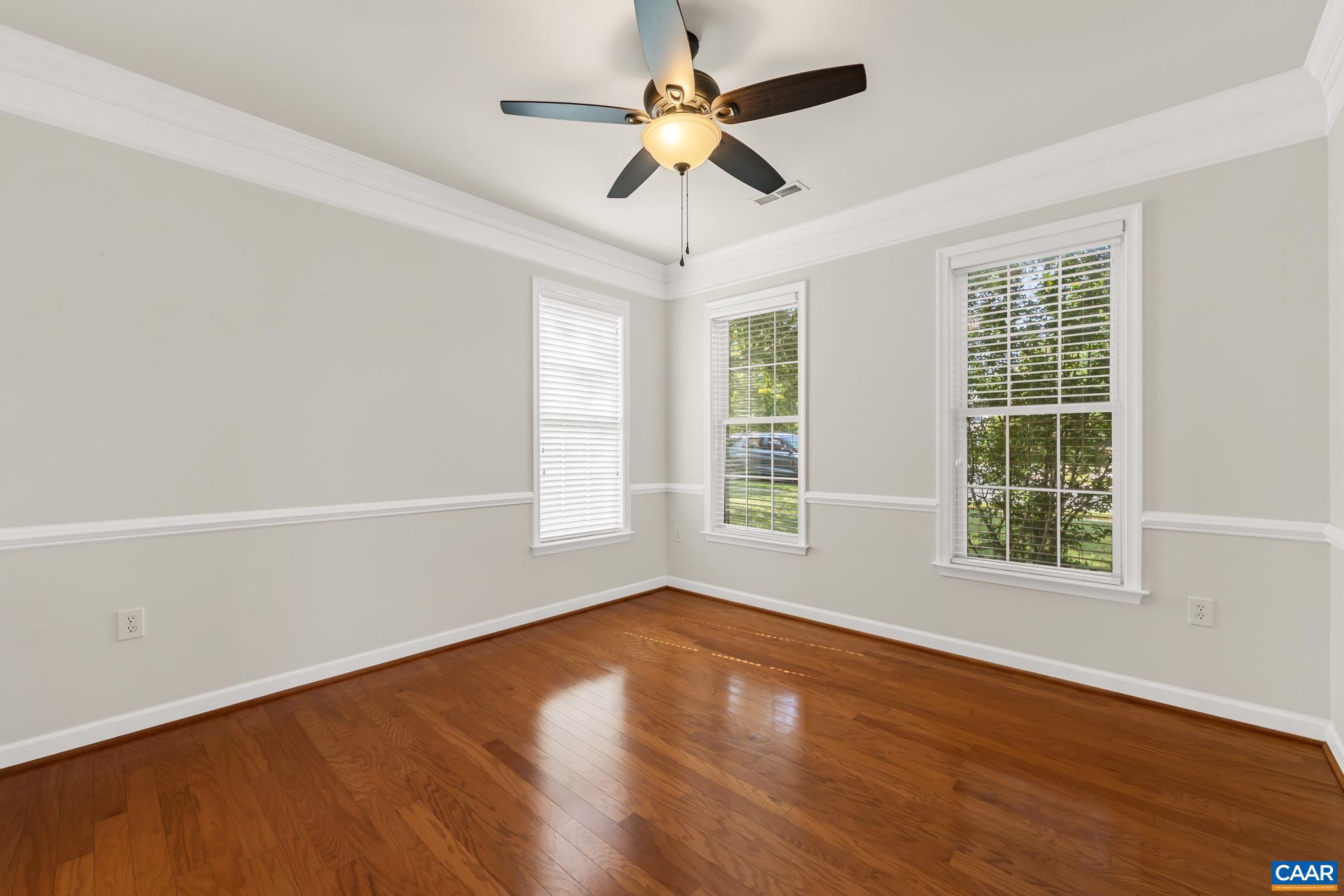 SPRING CREEK - Residential