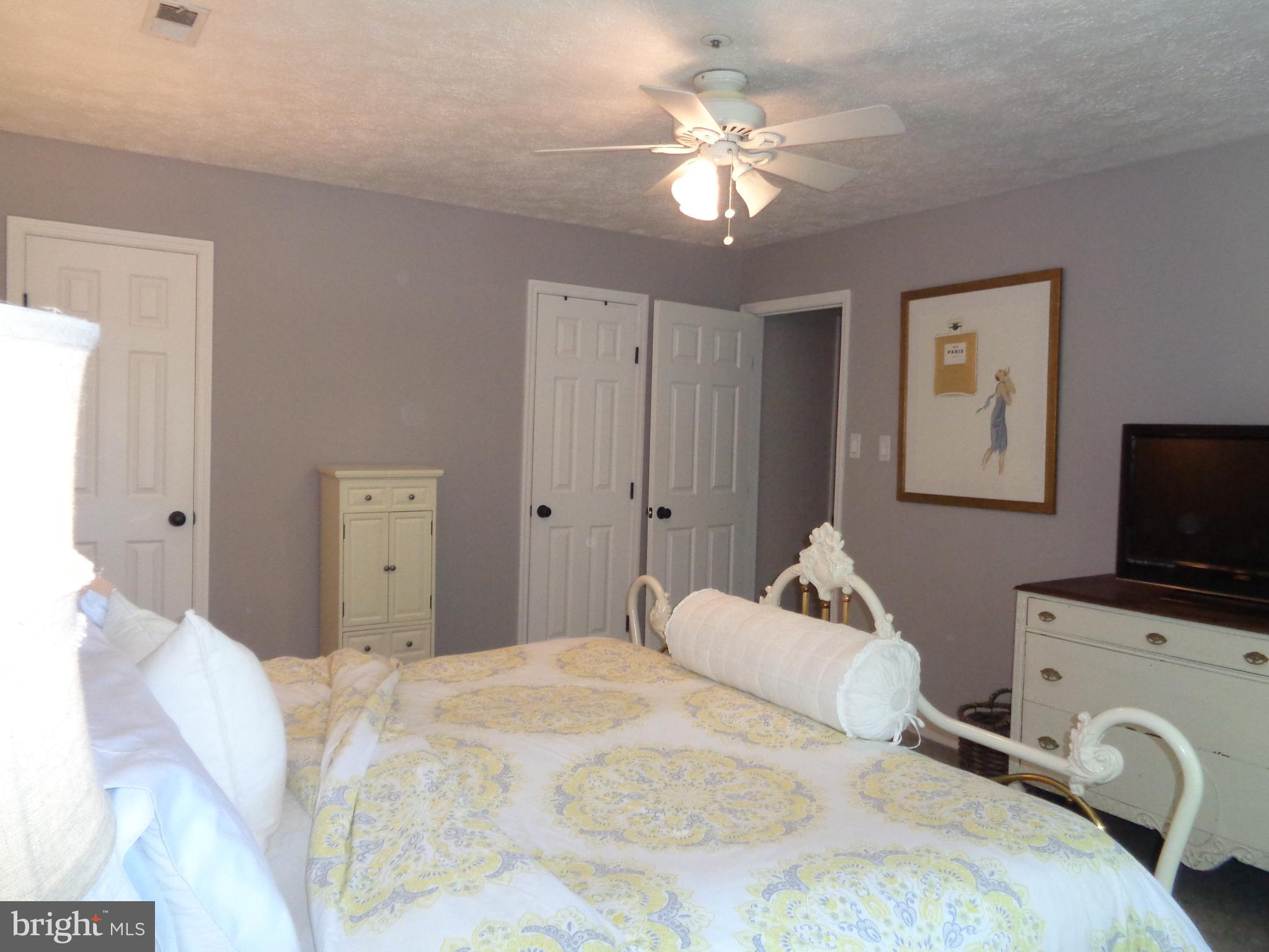 PERRY HALL FARMS - Residential
