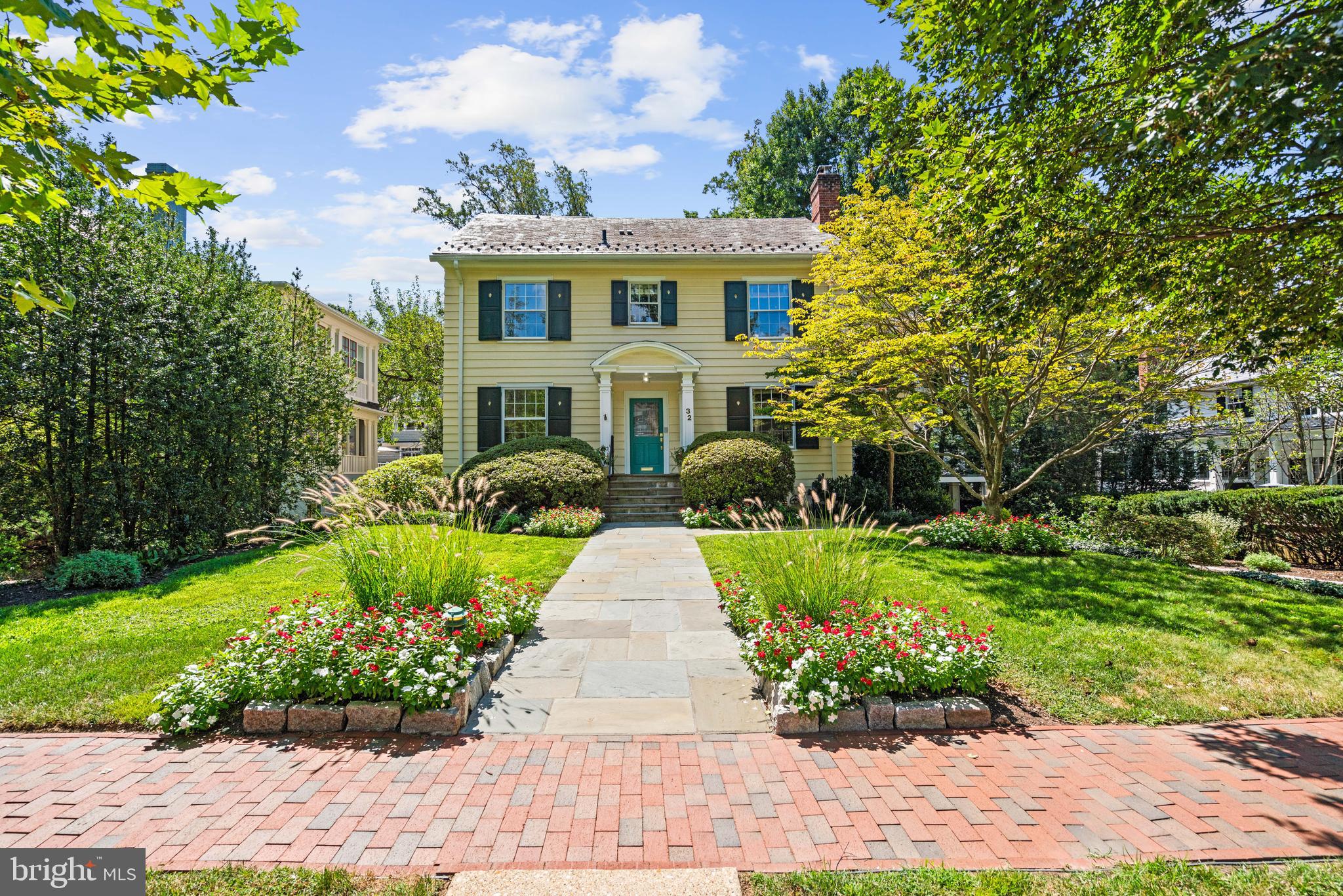 CHEVY CHASE VILLAGE - Residential