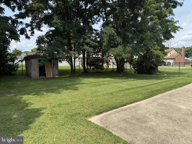CATONSVILLE MANOR - Residential