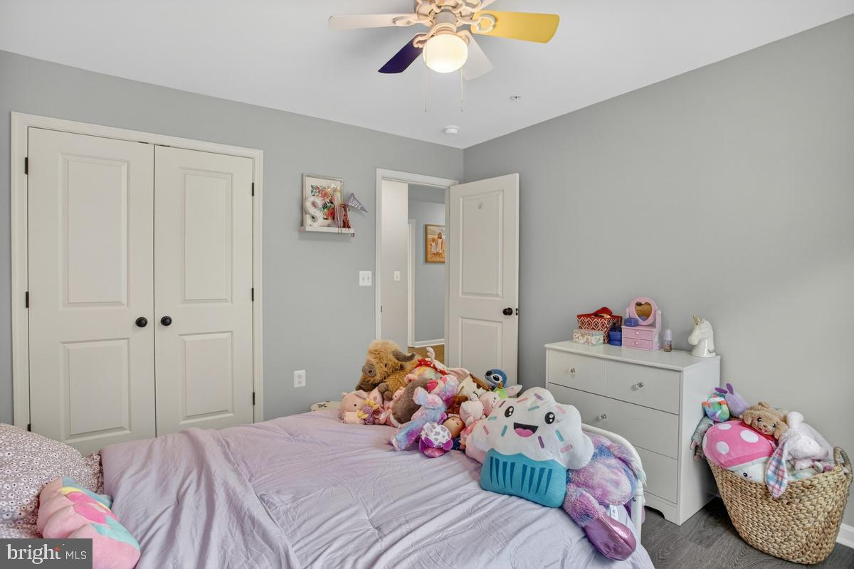 BROOK HOLLAND ESTATES - Residential