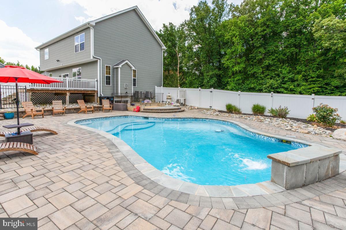 BROOK HOLLAND ESTATES - Residential