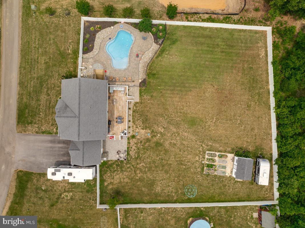 BROOK HOLLAND ESTATES - Residential