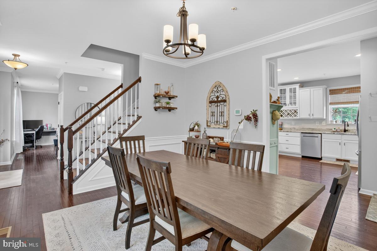BROOK HOLLAND ESTATES - Residential