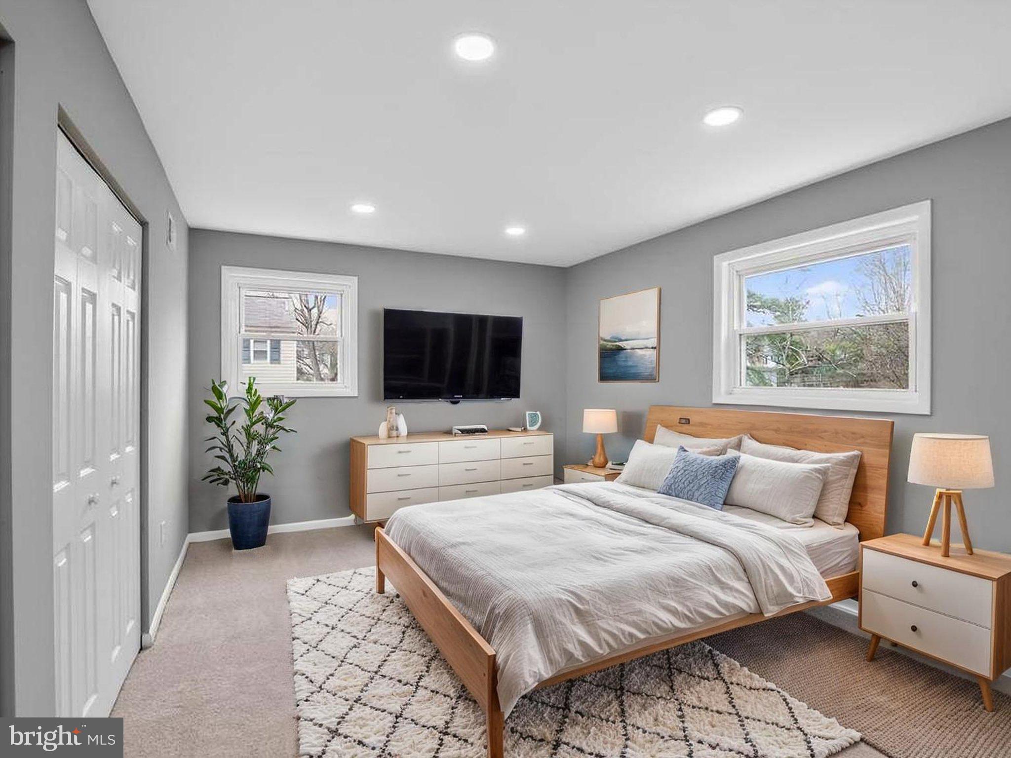 SANDY SPRING ESTATES - Residential