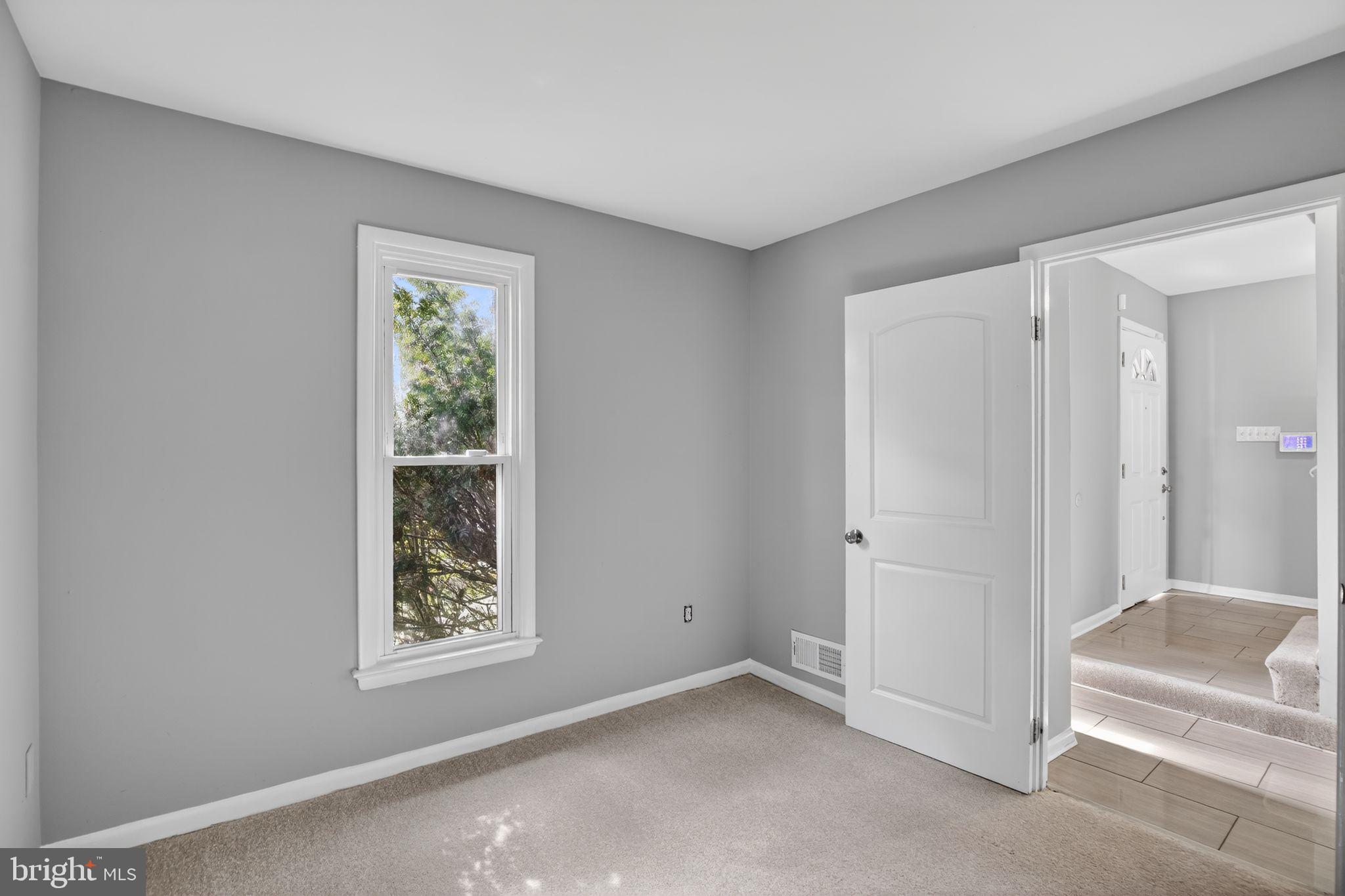 SANDY SPRING ESTATES - Residential