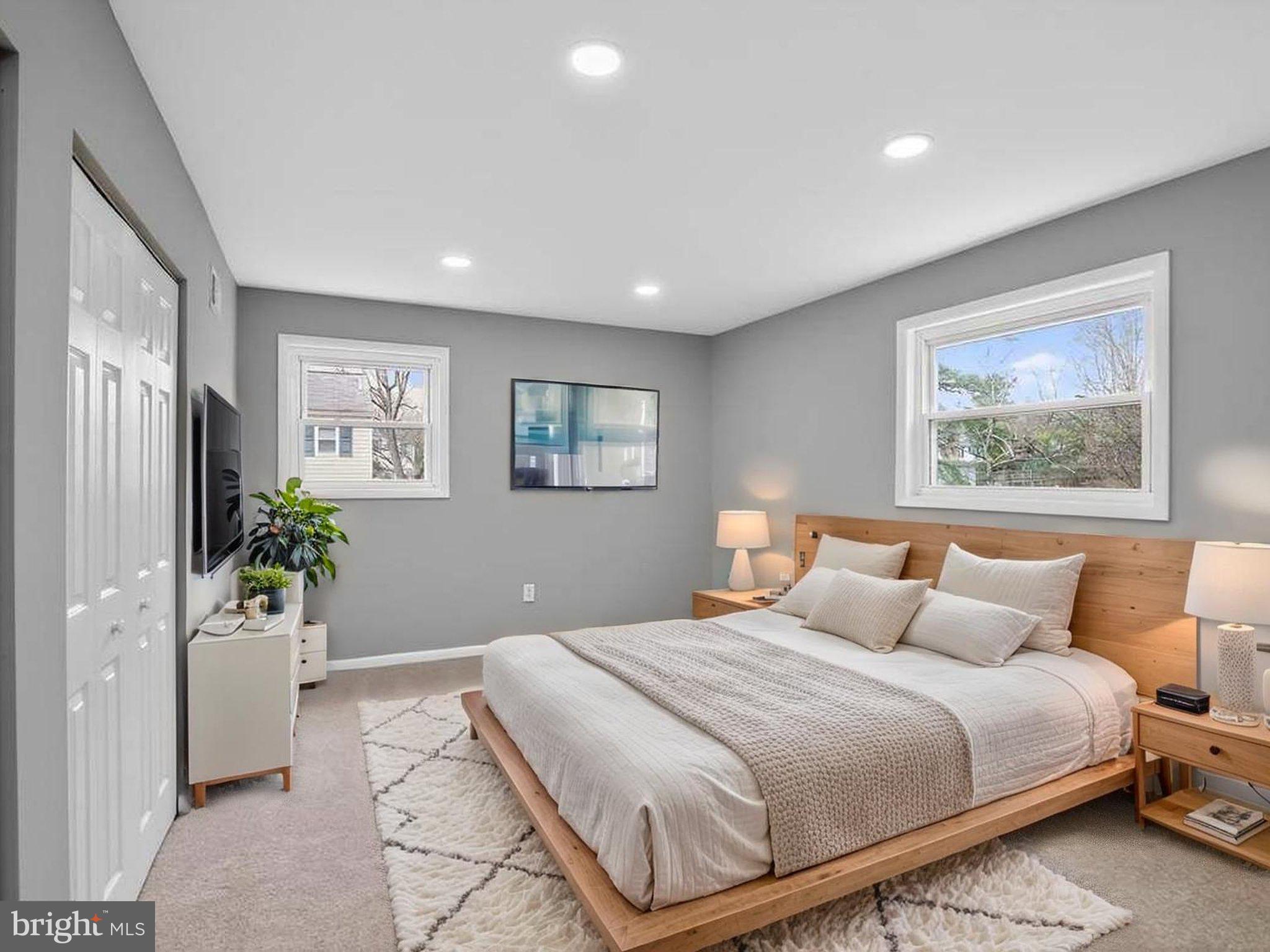 SANDY SPRING ESTATES - Residential