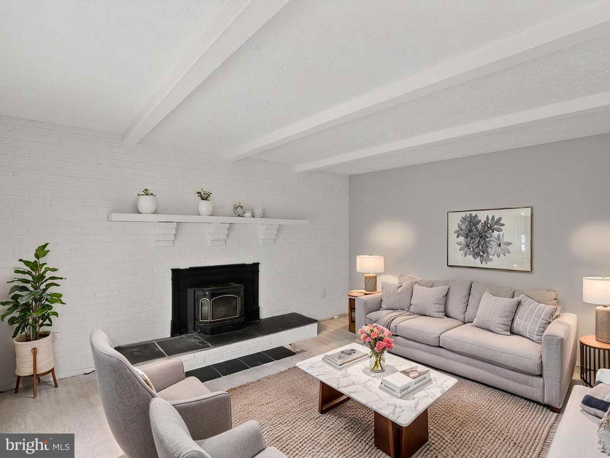 SANDY SPRING ESTATES - Residential