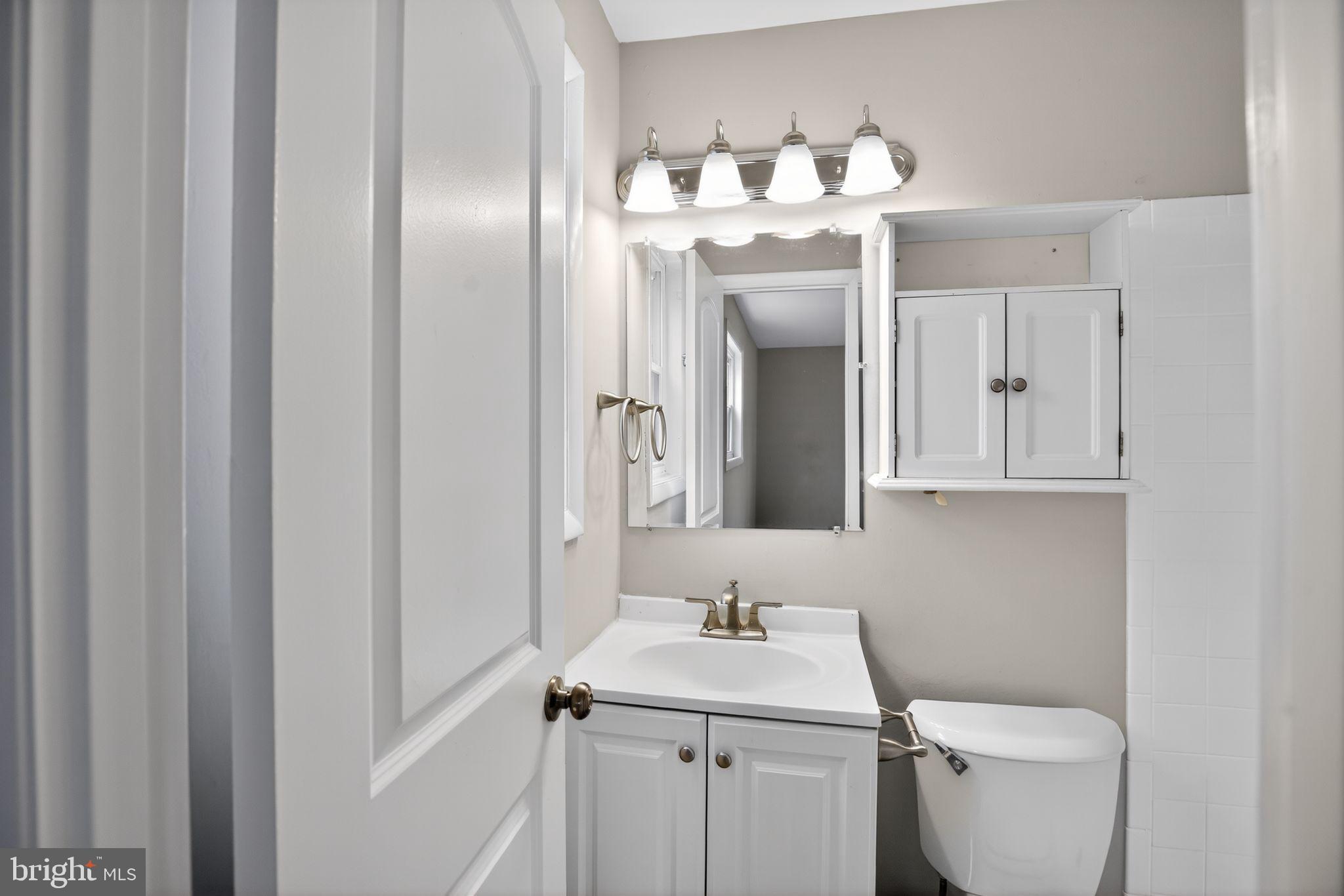 SANDY SPRING ESTATES - Residential
