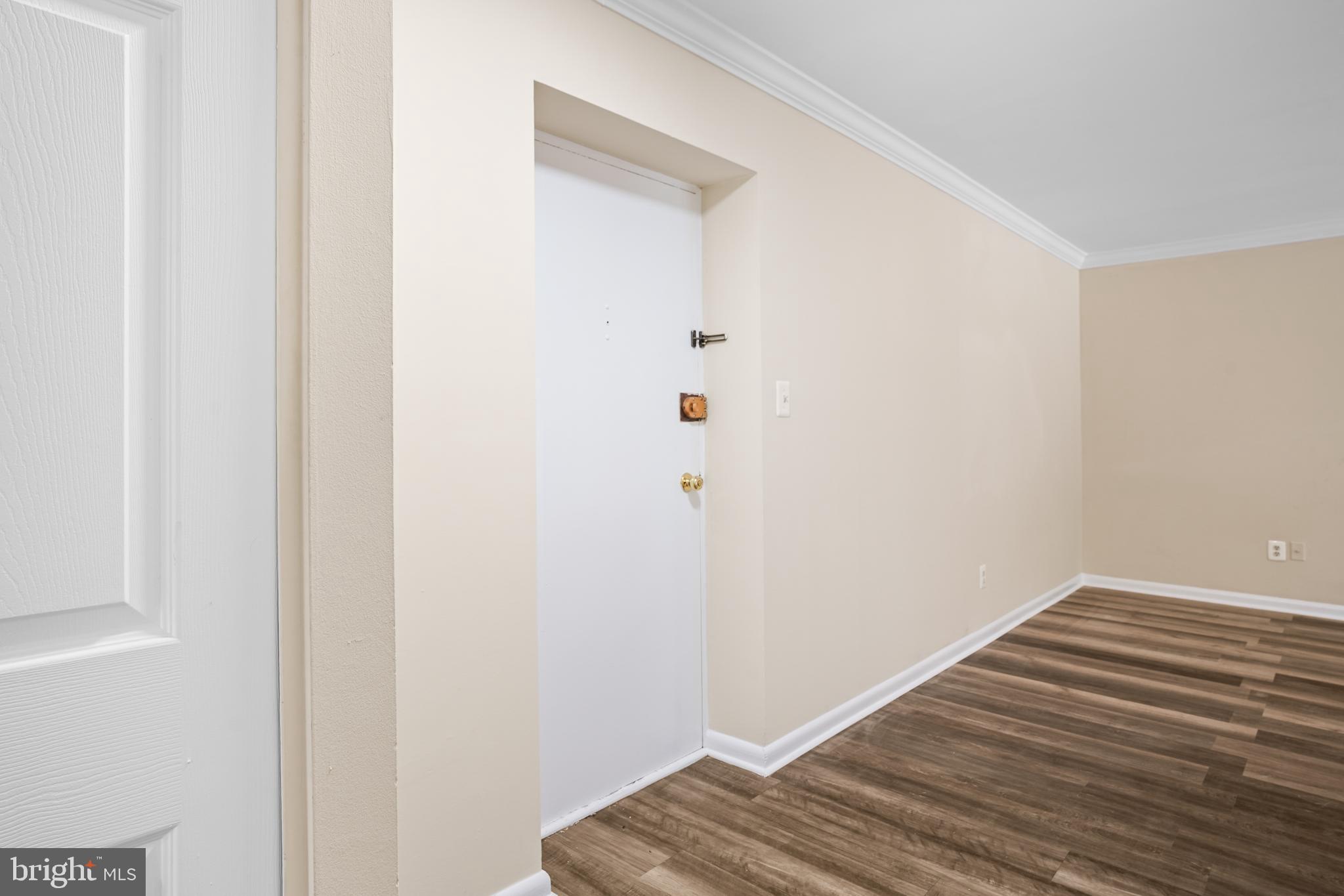 LAFAYETTE PARK CONDOMINIUM - Residential