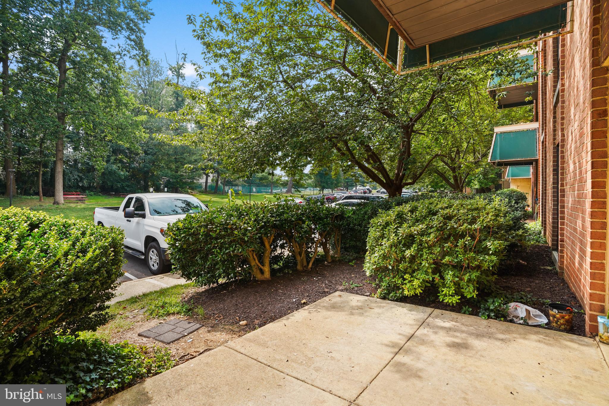 LAFAYETTE PARK CONDOMINIUM - Residential