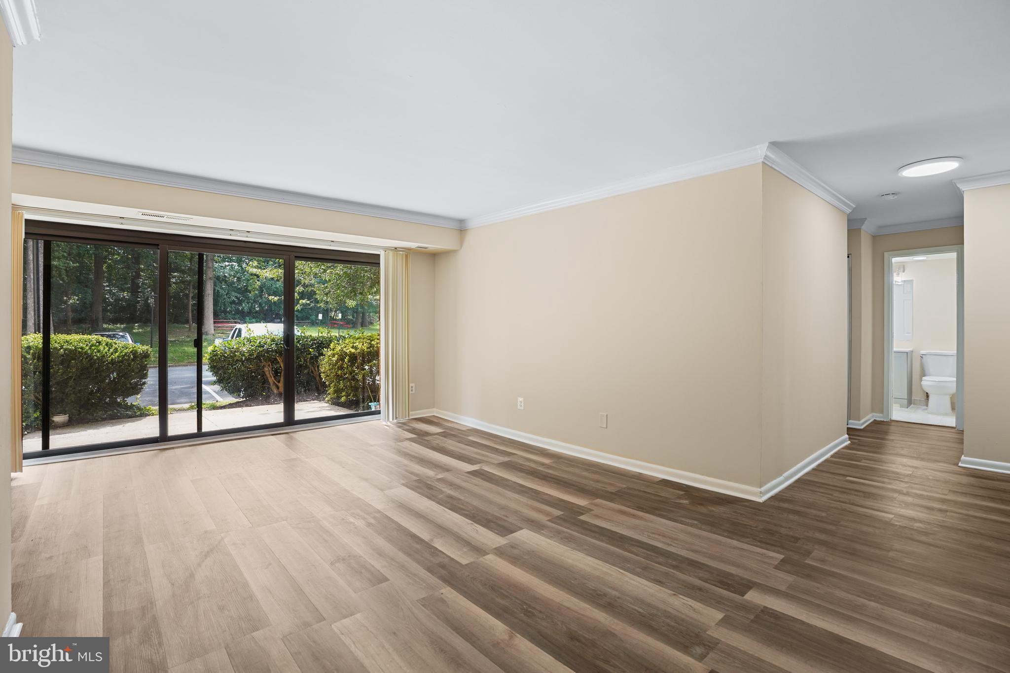 LAFAYETTE PARK CONDOMINIUM - Residential