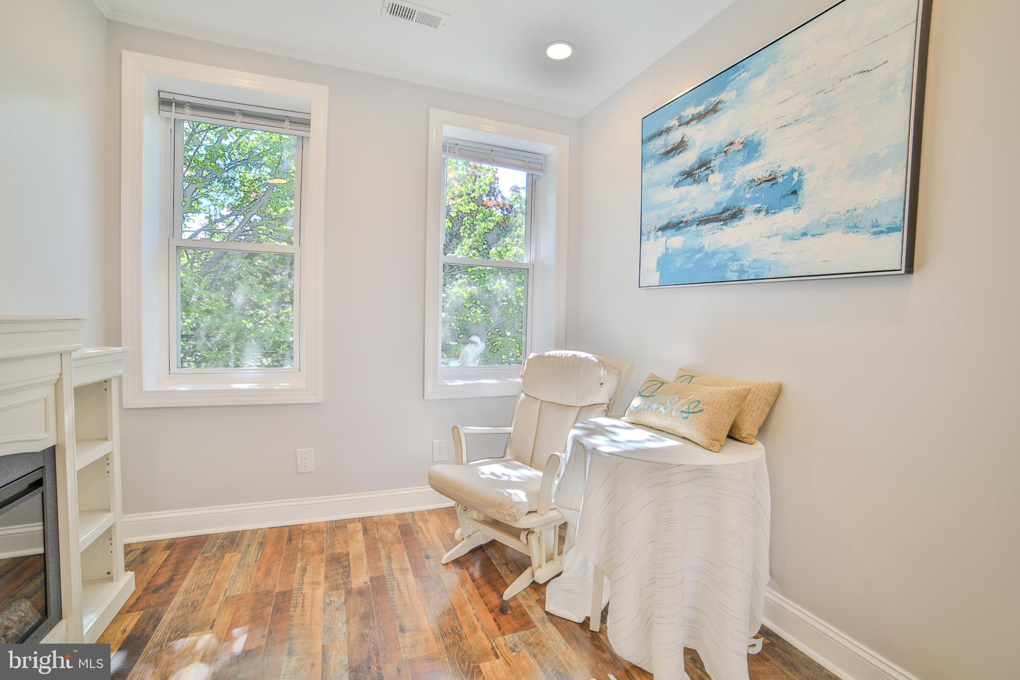 WASHINGTON SQ WEST - Residential