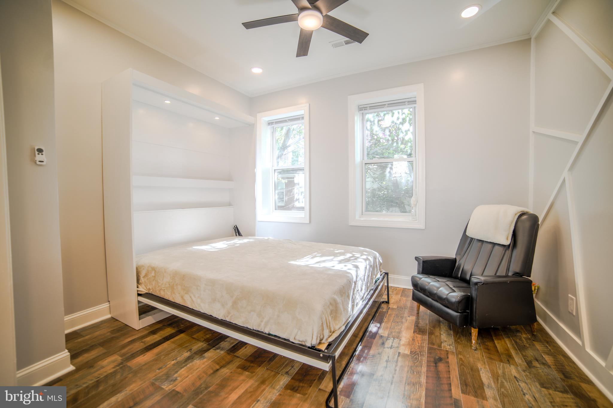 WASHINGTON SQ WEST - Residential