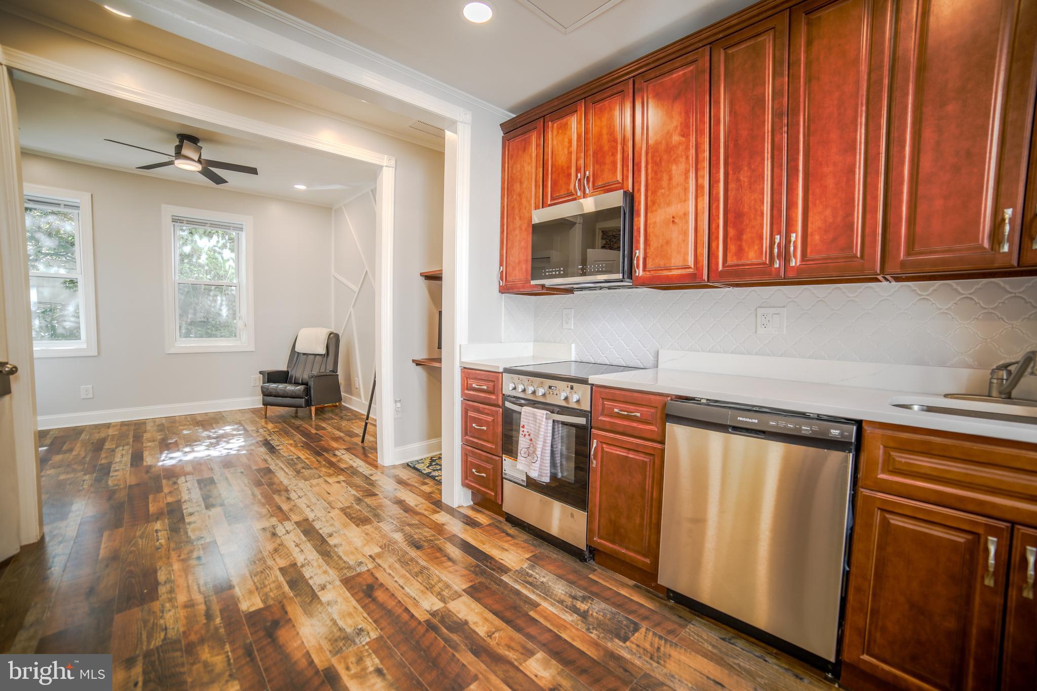 WASHINGTON SQ WEST - Residential