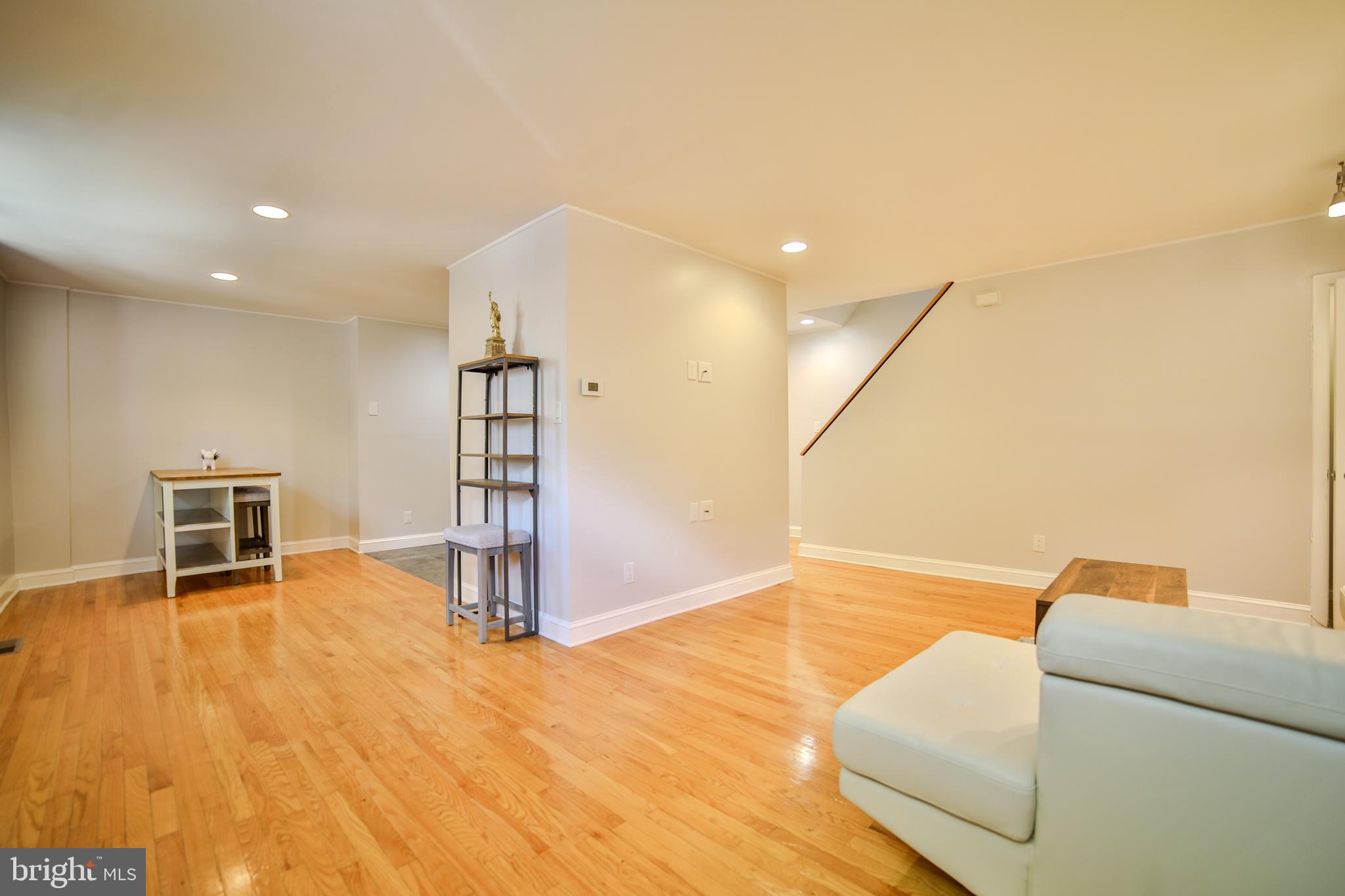 WASHINGTON SQ WEST - Residential
