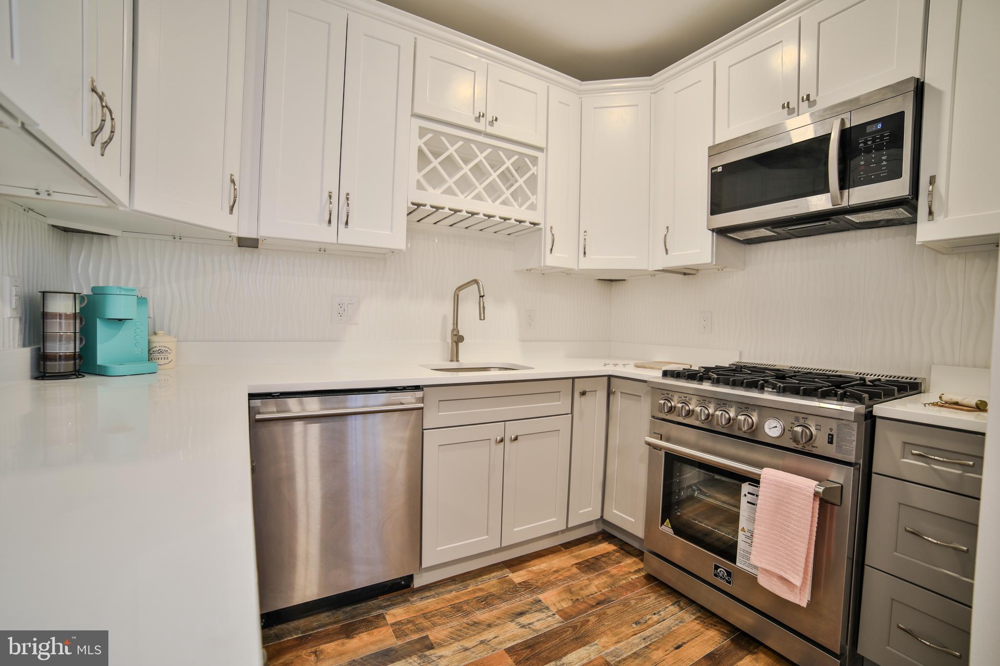 WASHINGTON SQ WEST - Residential
