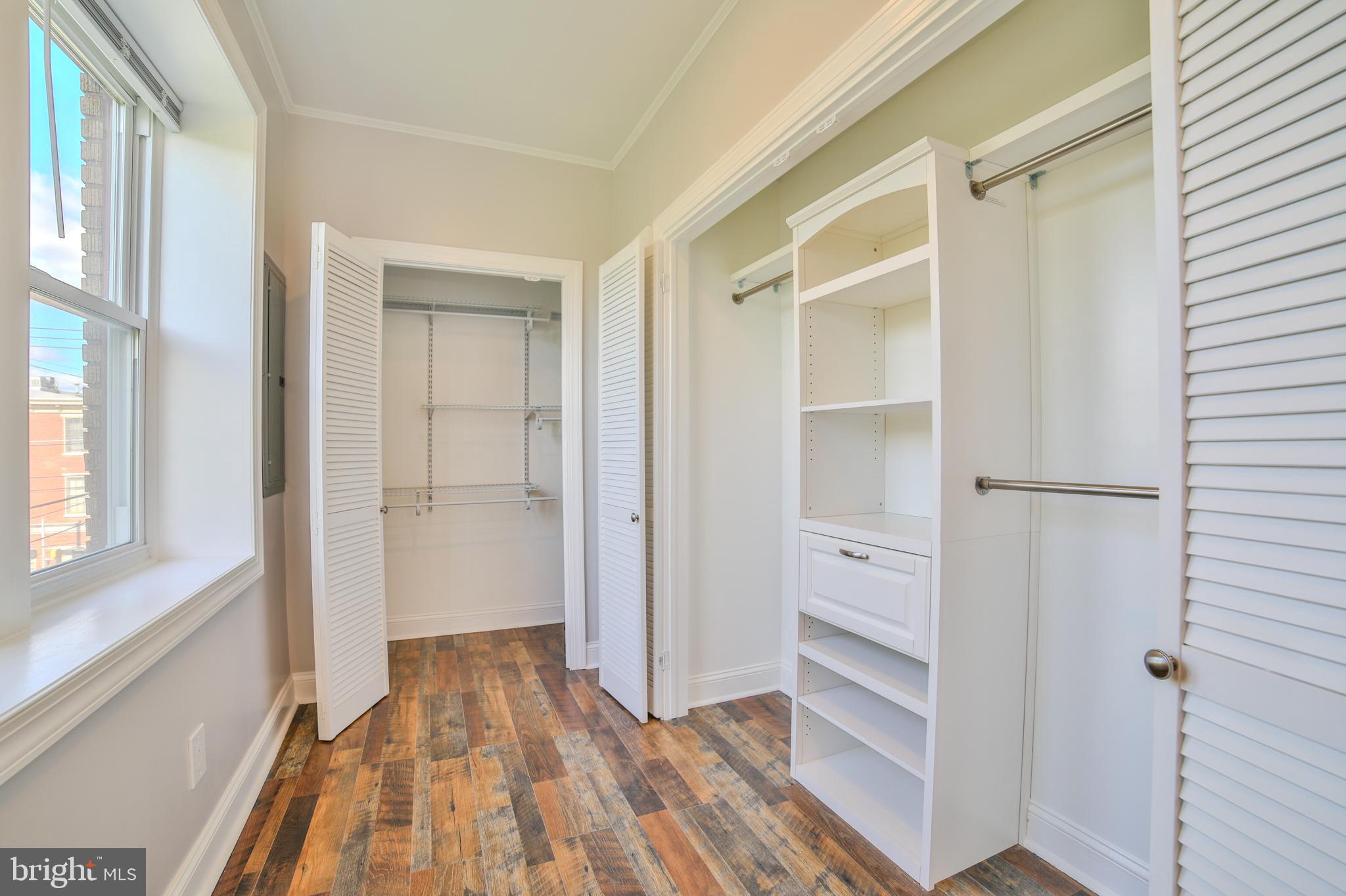 WASHINGTON SQ WEST - Residential