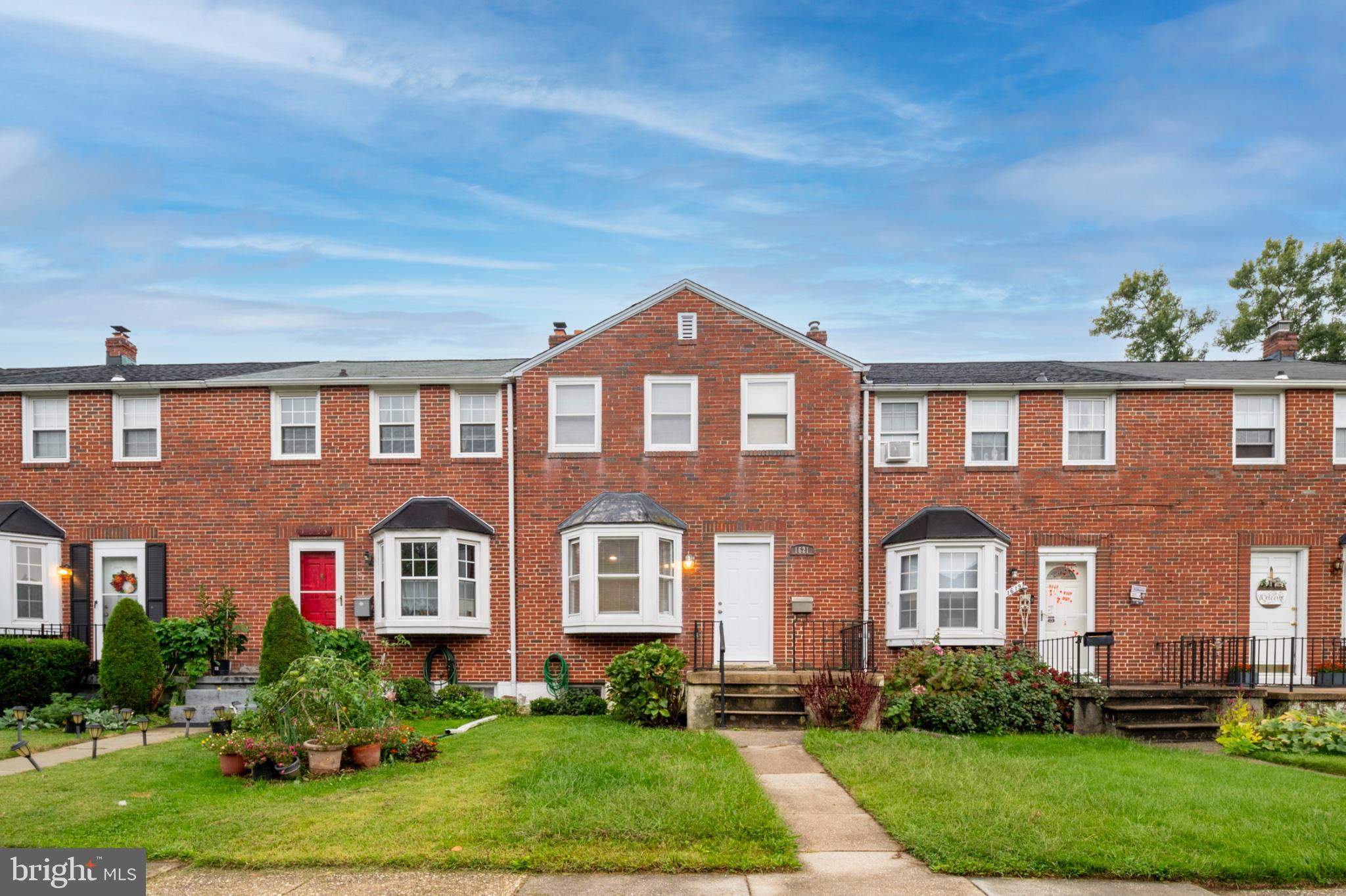 This charming 3 bedroom 2 bath townhouse in the Knettishall community offers a delightful blend of comfort and convenience. This well-maintained home features 1,485 sq. ft. of excellent living space, highlighted by beautiful hardwood flooring, new carpeting, and LVP flooring in a fully finished basement, perfect for relaxation or entertainment. The newly renovated bathroom in the basement, the brand new kitchen from top to bottom, and the newly updated deck are just a few of the outstanding features of this home. Available from October 1, 2025, this property is ideally situated near local parks, providing ample opportunities for outdoor activities and community gatherings. The neighborhood boasts a friendly atmosphere, with nearby amenities that enhance daily living. Enjoy easy access to public services and a variety of shops and dining options just a short distance away. This home is perfect for those seeking a cozy retreat in a vibrant community. Experience the warmth and charm of Knettishall-your new home awaits!