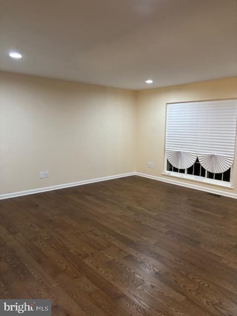 HOLLY PARK - Residential