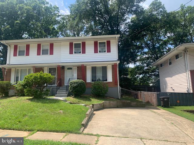 HOLLY PARK - Residential