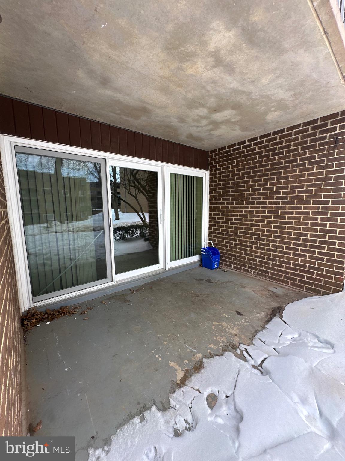 VILLA RIDGE CONDOMINIUM - Residential
