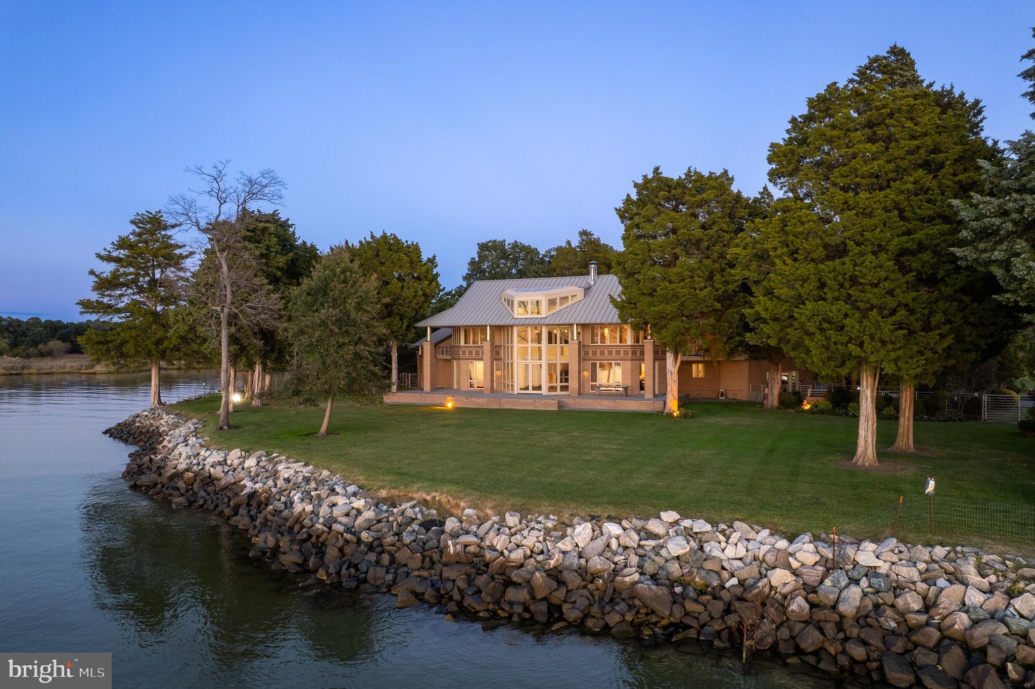 ROYAL OAK - Residential