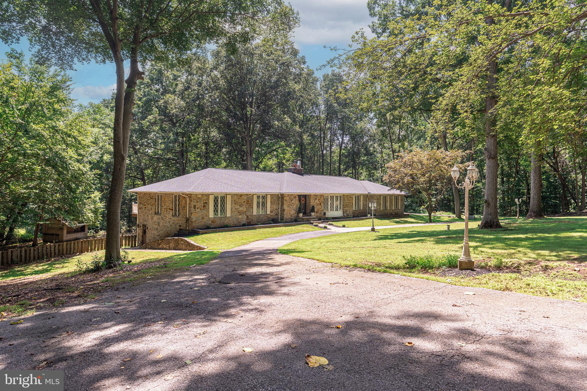 KINGSVILLE - Residential