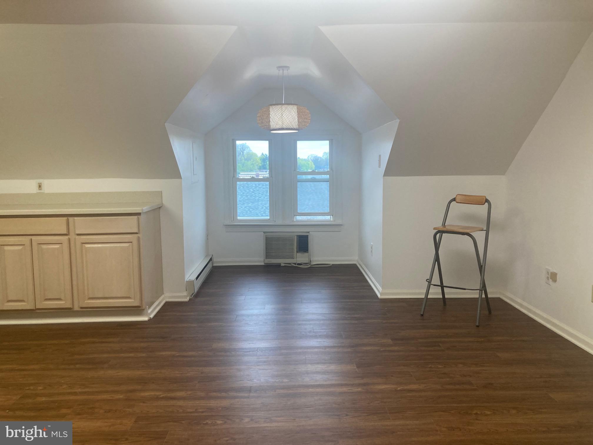 PARKVIEW - Commercial Sale