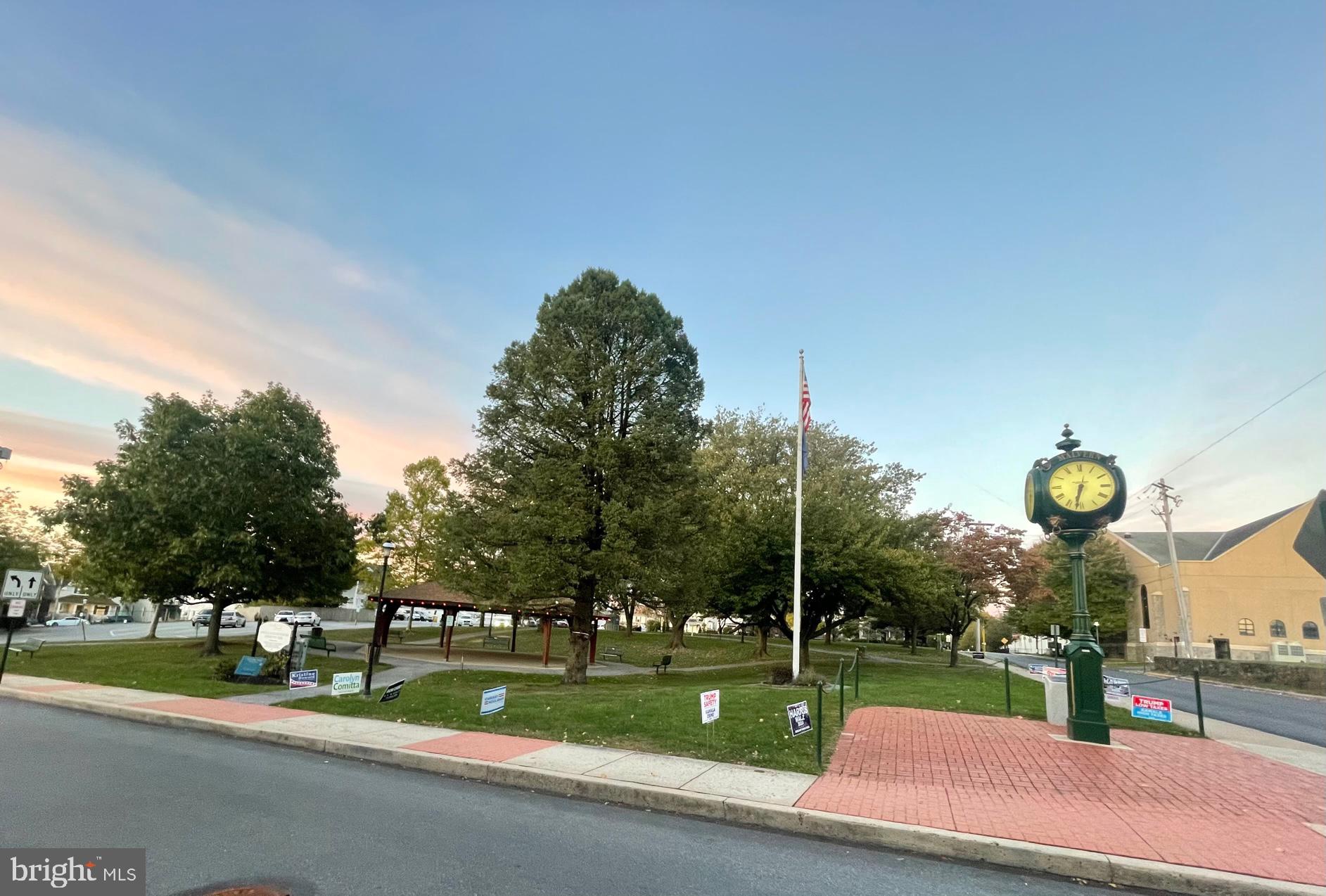 PARKVIEW - Commercial Sale