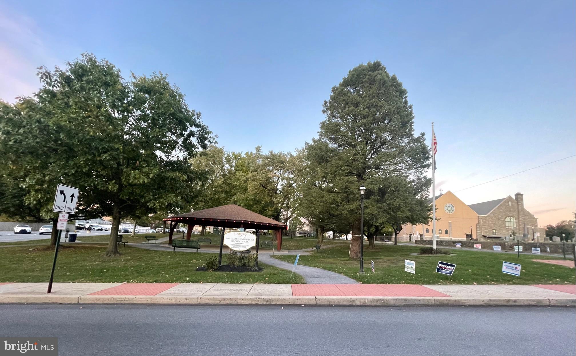 PARKVIEW - Commercial Sale
