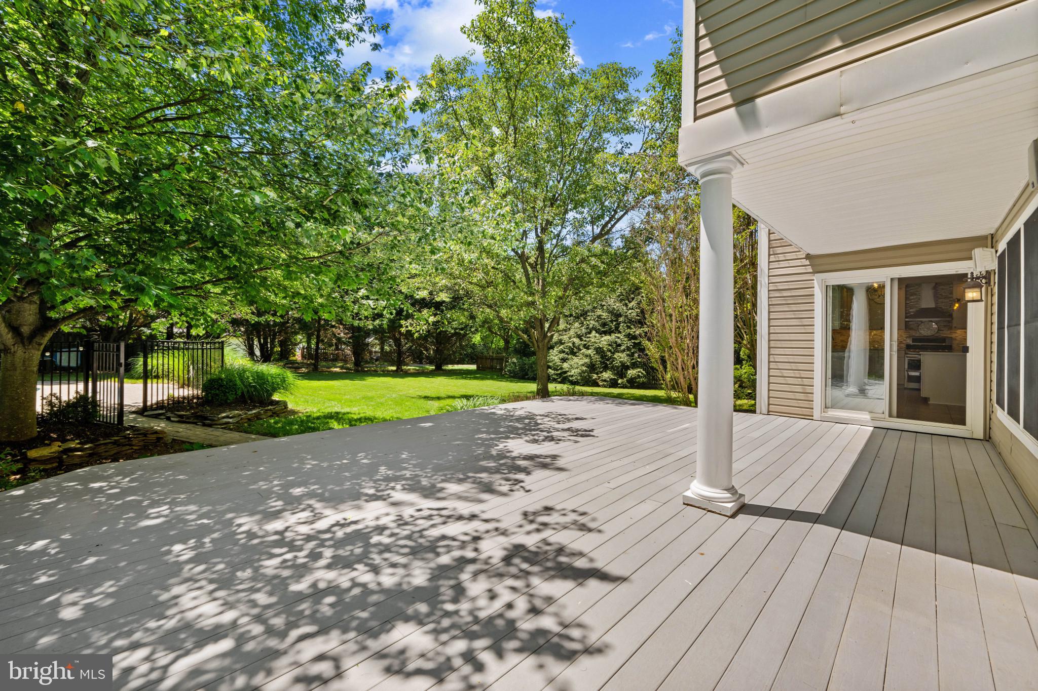 THE MEADOW AT NEW MARKET - Residential