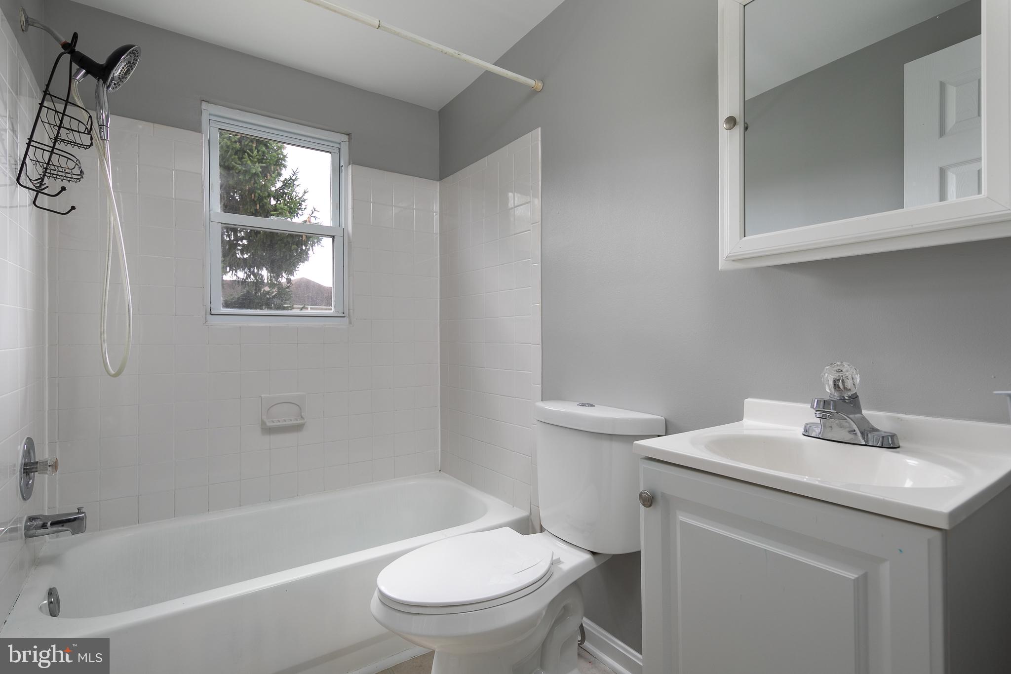 ARLINGTON VIEW - Residential Lease