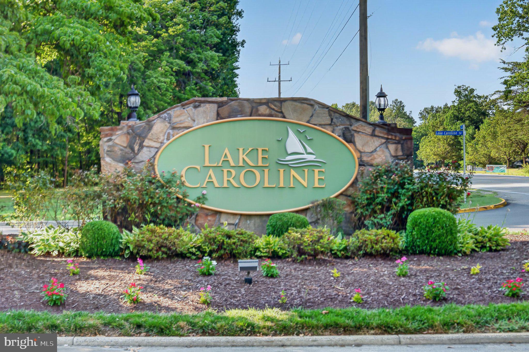 LAKE CAROLINE - Residential