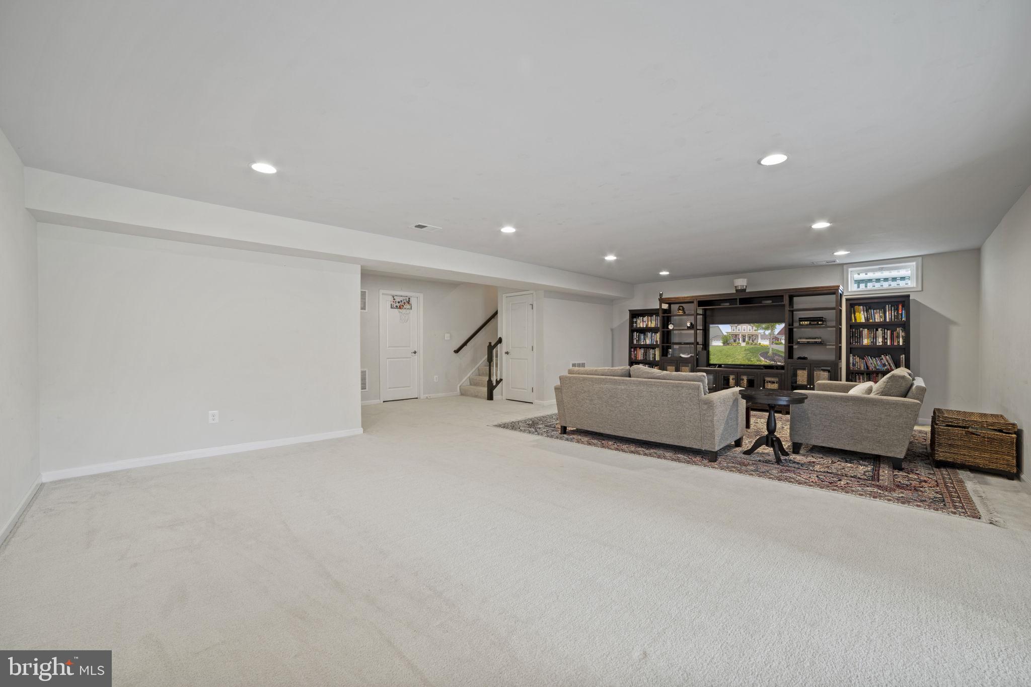 GROVE AT WILLOWSFORD - Residential Lease