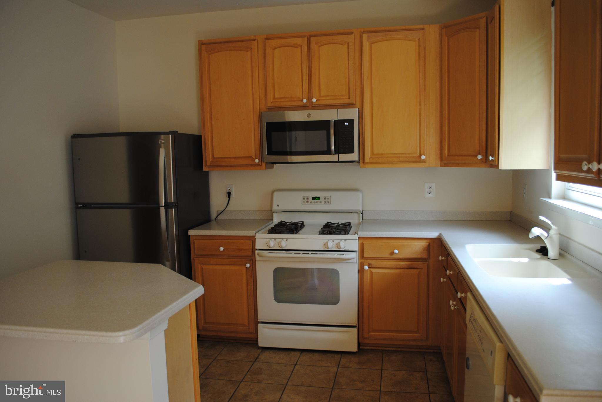 RIVER OAKS - Residential Lease