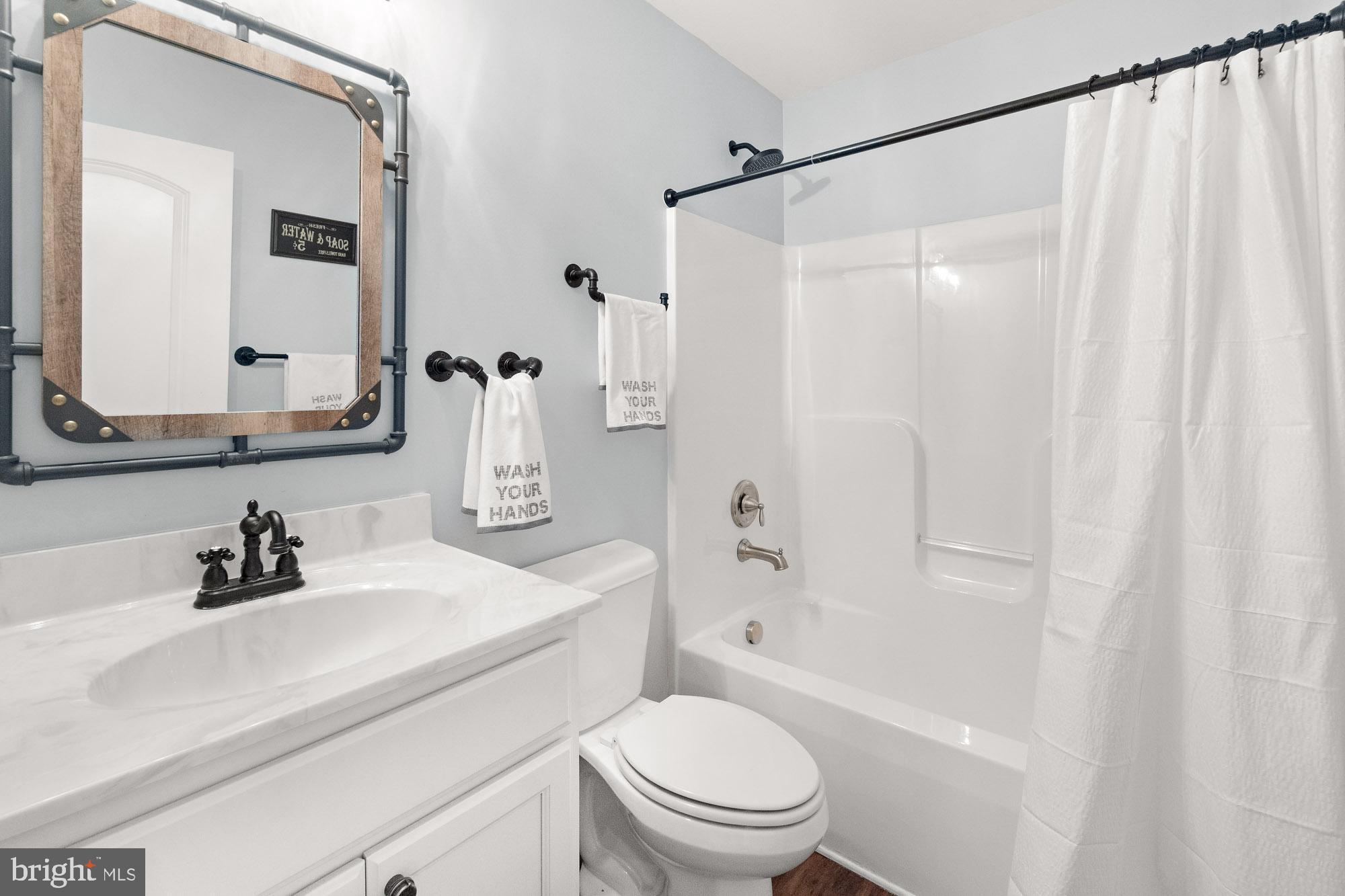 BRIDLE CREEK - Residential