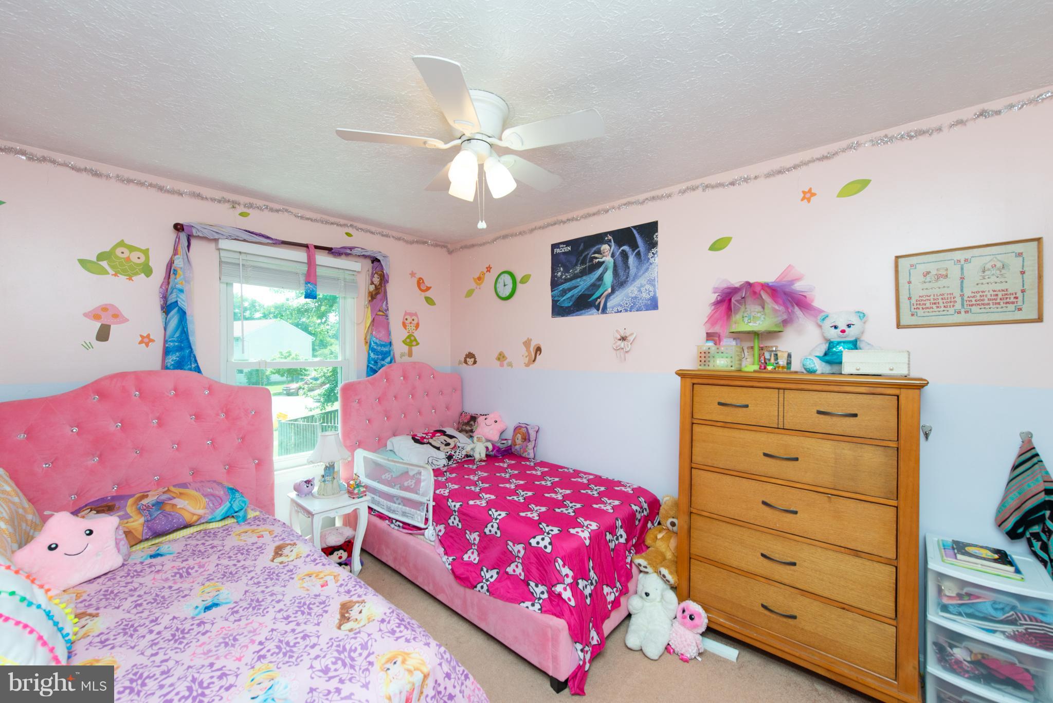 SHANNON SQUARE - Residential