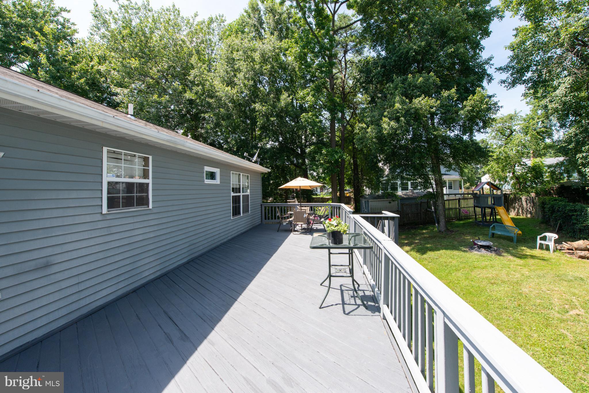 SHANNON SQUARE - Residential