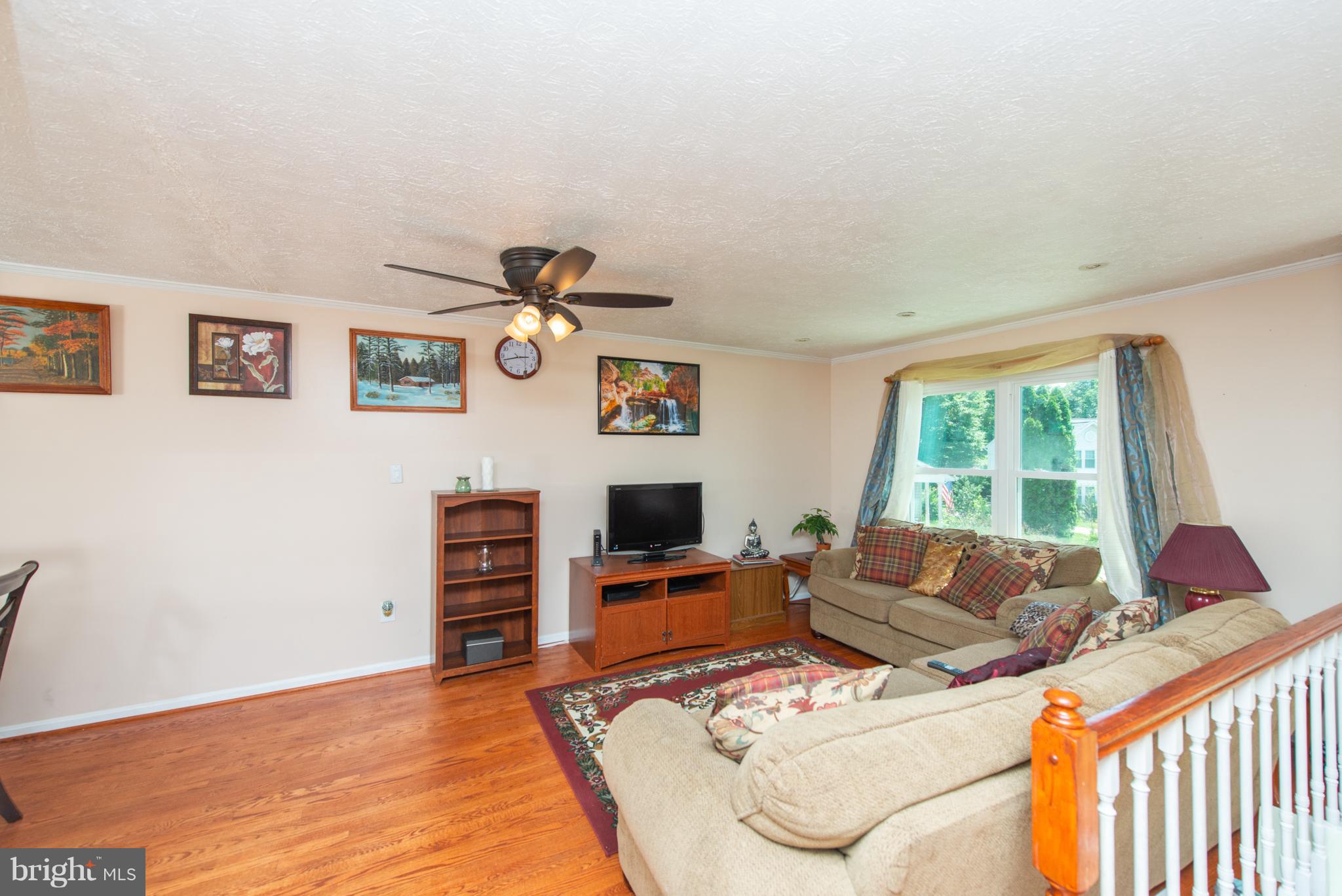 SHANNON SQUARE - Residential
