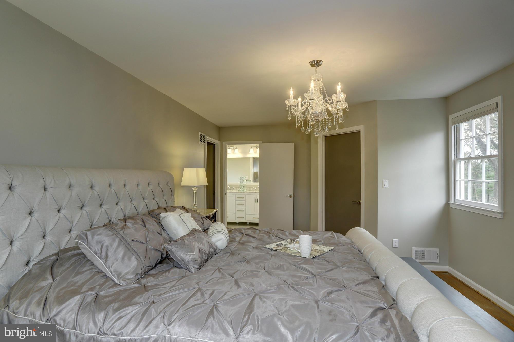 BEVERLY FARMS - Residential