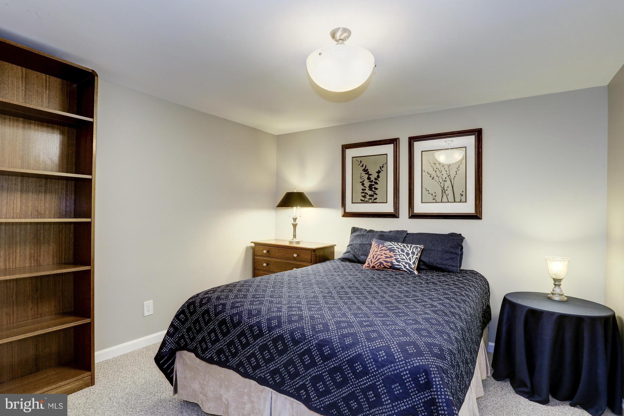 BEVERLY FARMS - Residential
