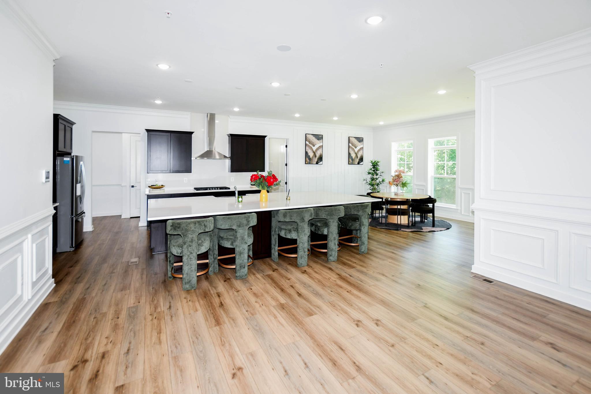 SOUTHLAKE - Residential
