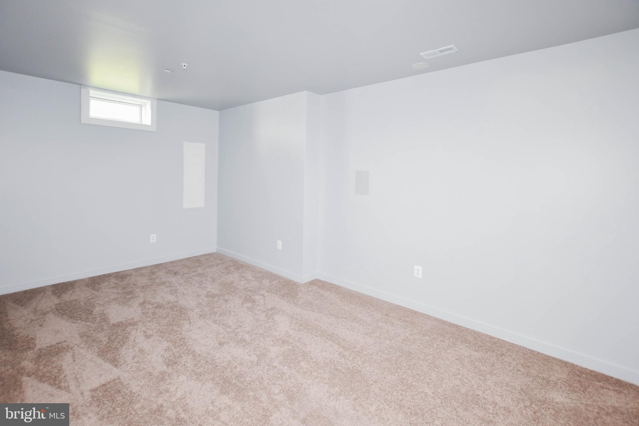 SOUTHLAKE - Residential