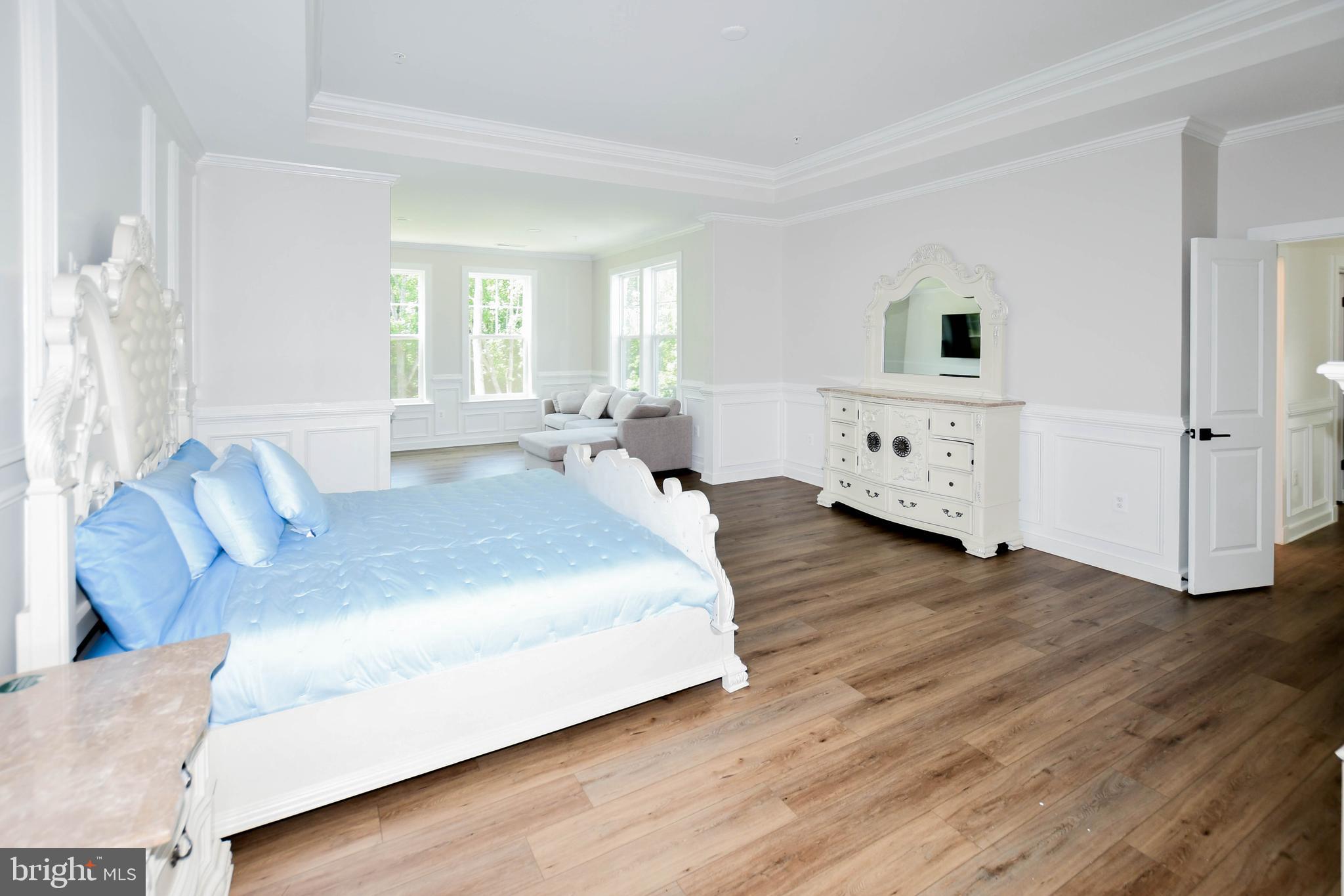 SOUTHLAKE - Residential