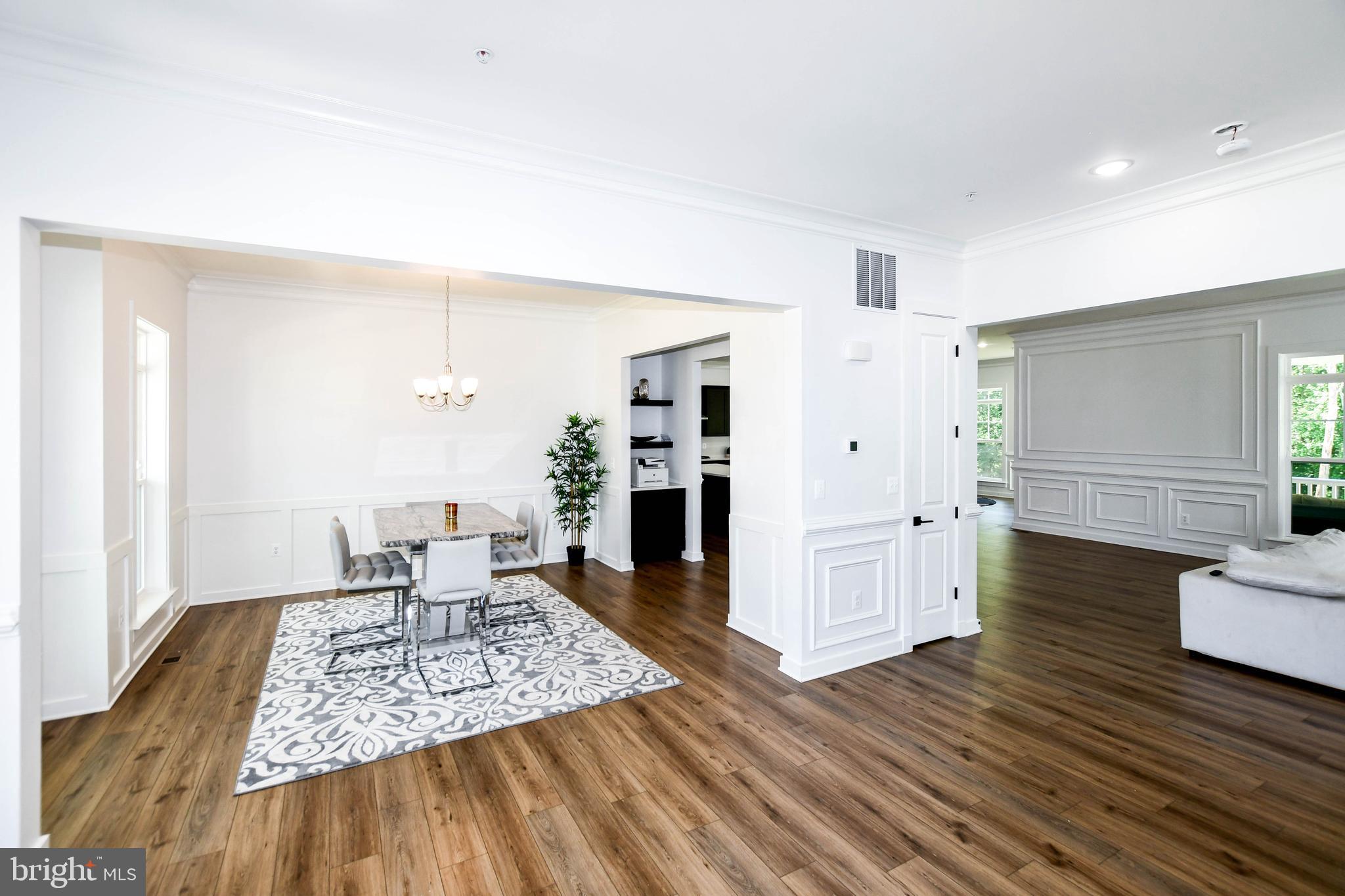 SOUTHLAKE - Residential