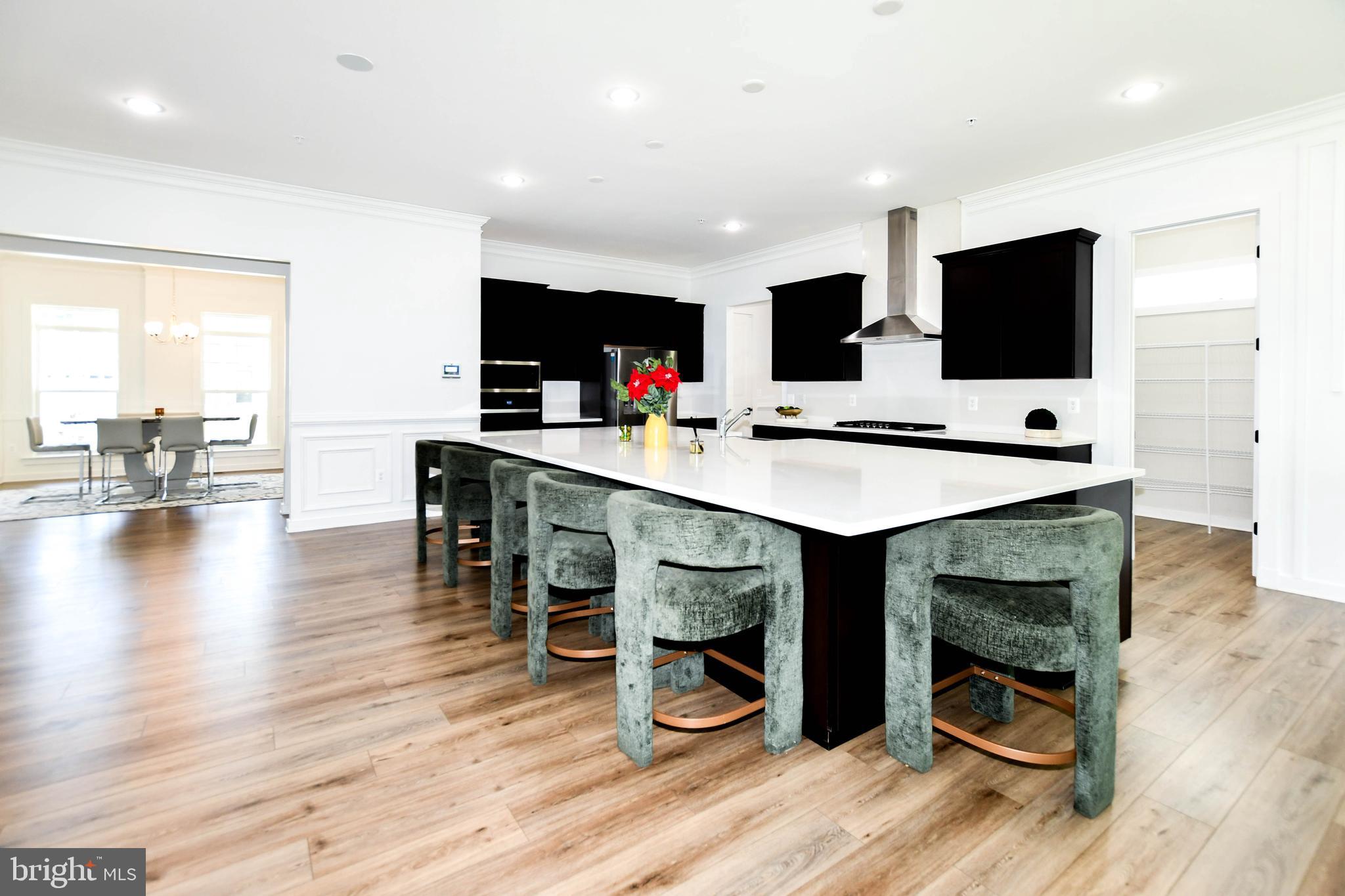SOUTHLAKE - Residential