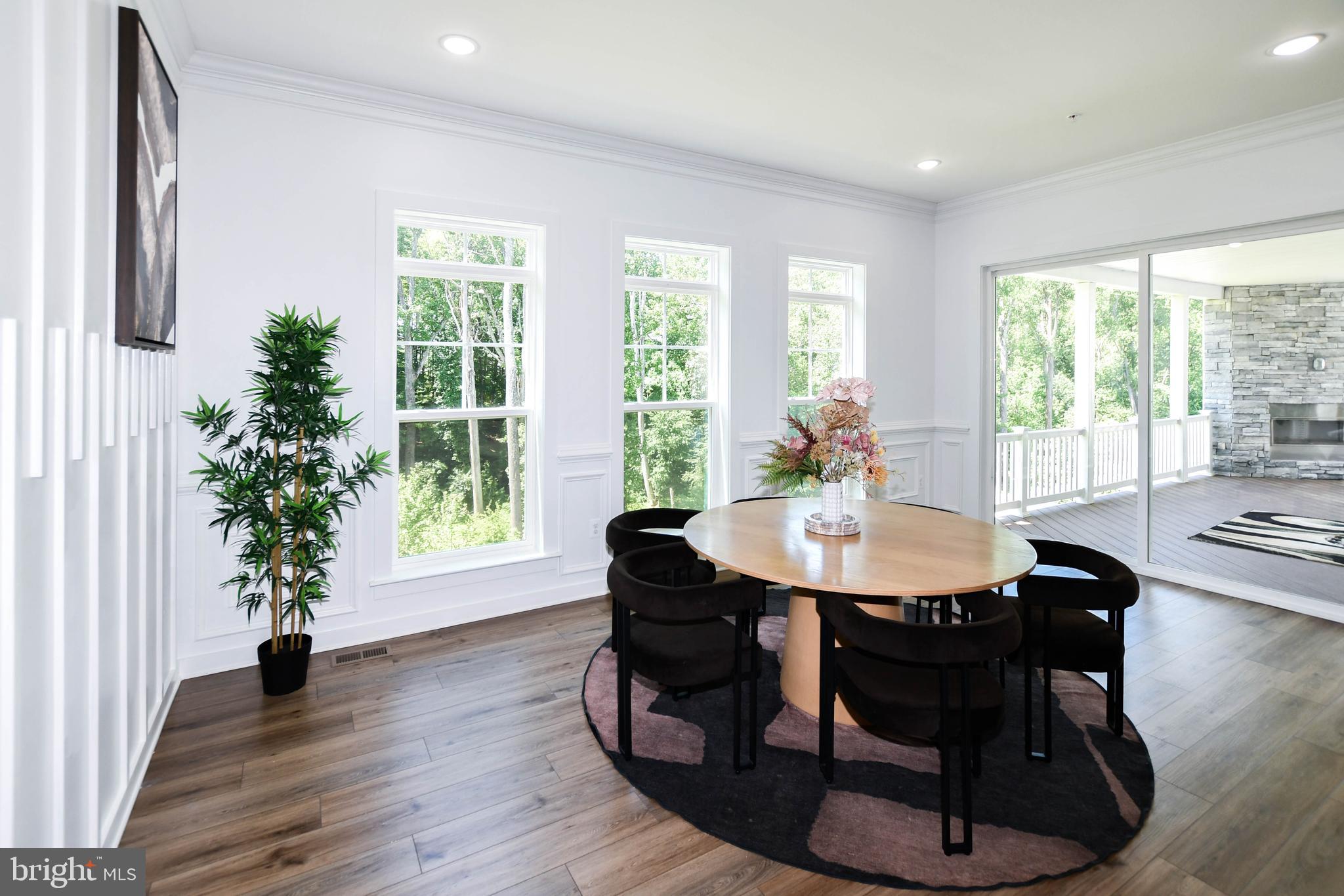 SOUTHLAKE - Residential