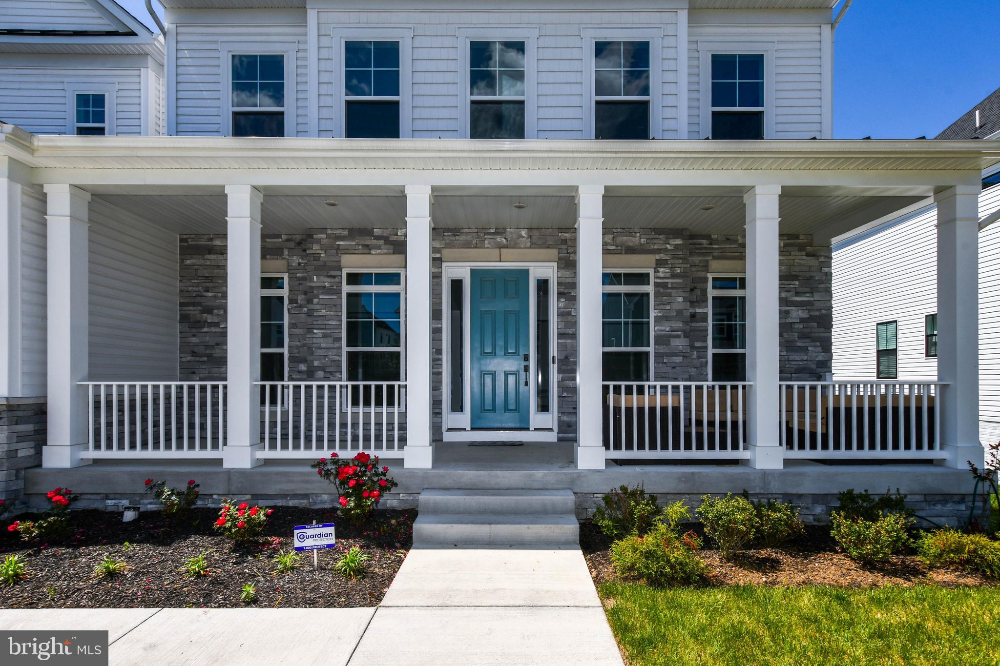 SOUTHLAKE - Residential